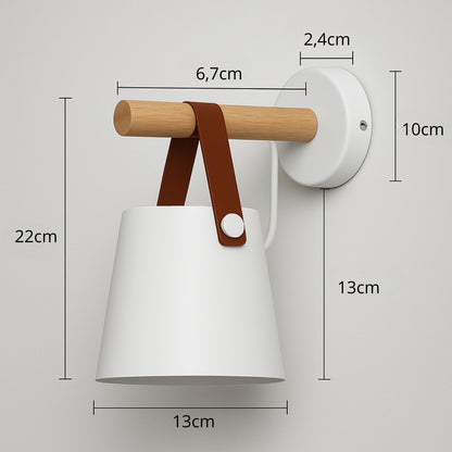 Koro – Nordic Lantern Wall Lamp